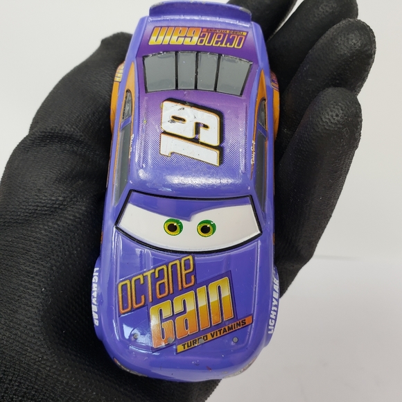 Disney Pixar Cars 4" Bobby Swift Diecast Toy Car - Picture 12 of 16